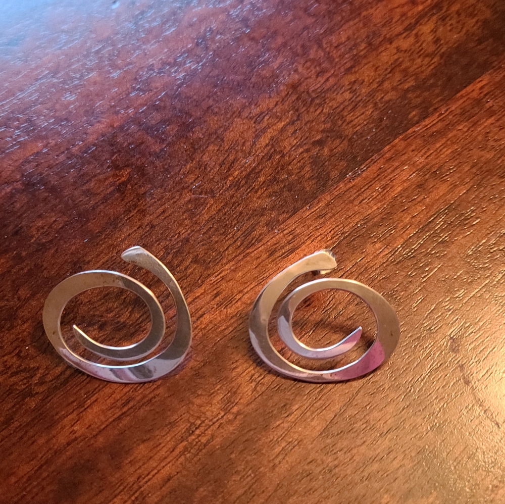 Silver handmade earrings